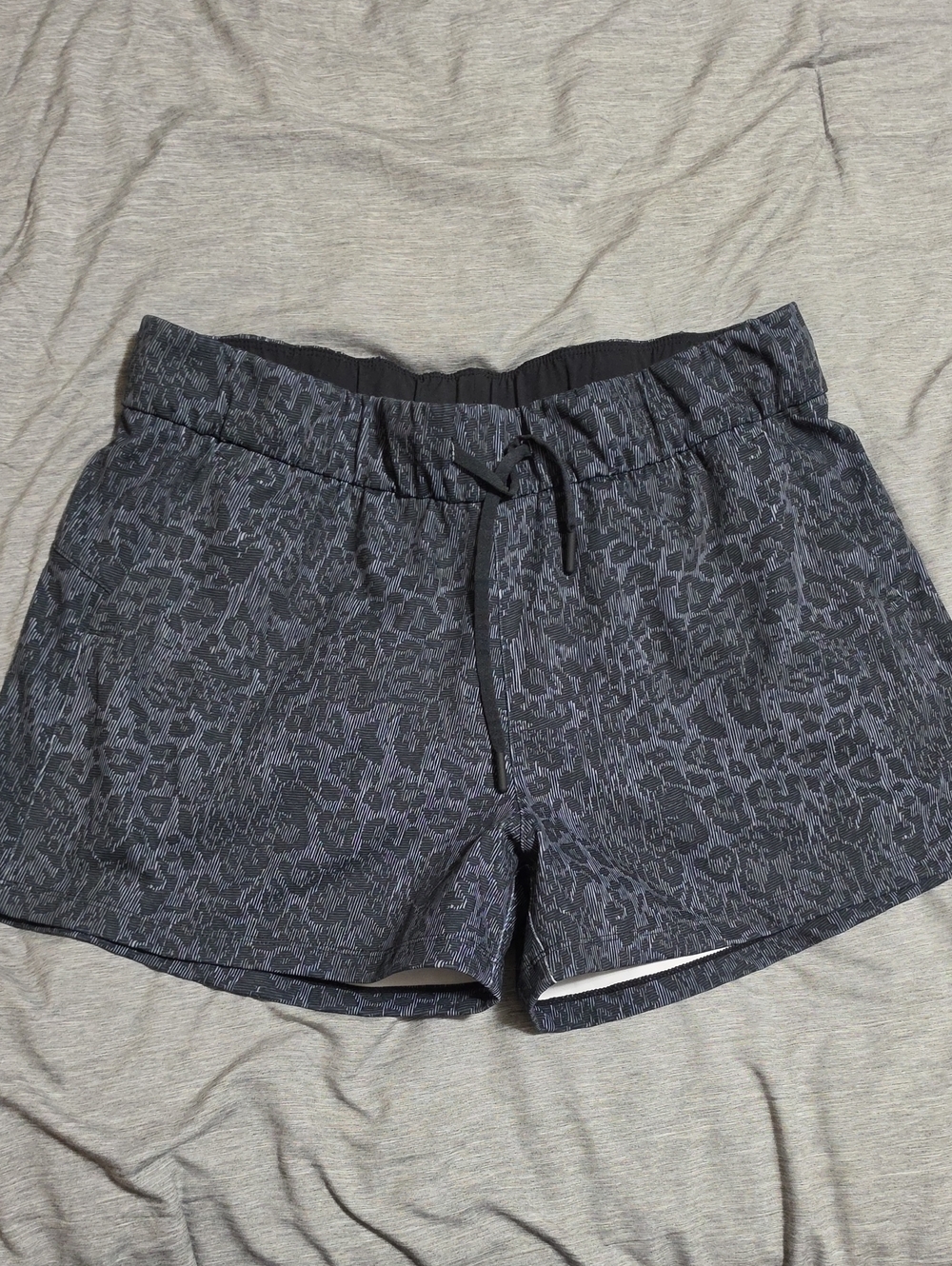 Zyia Club Shorts Leopard Print